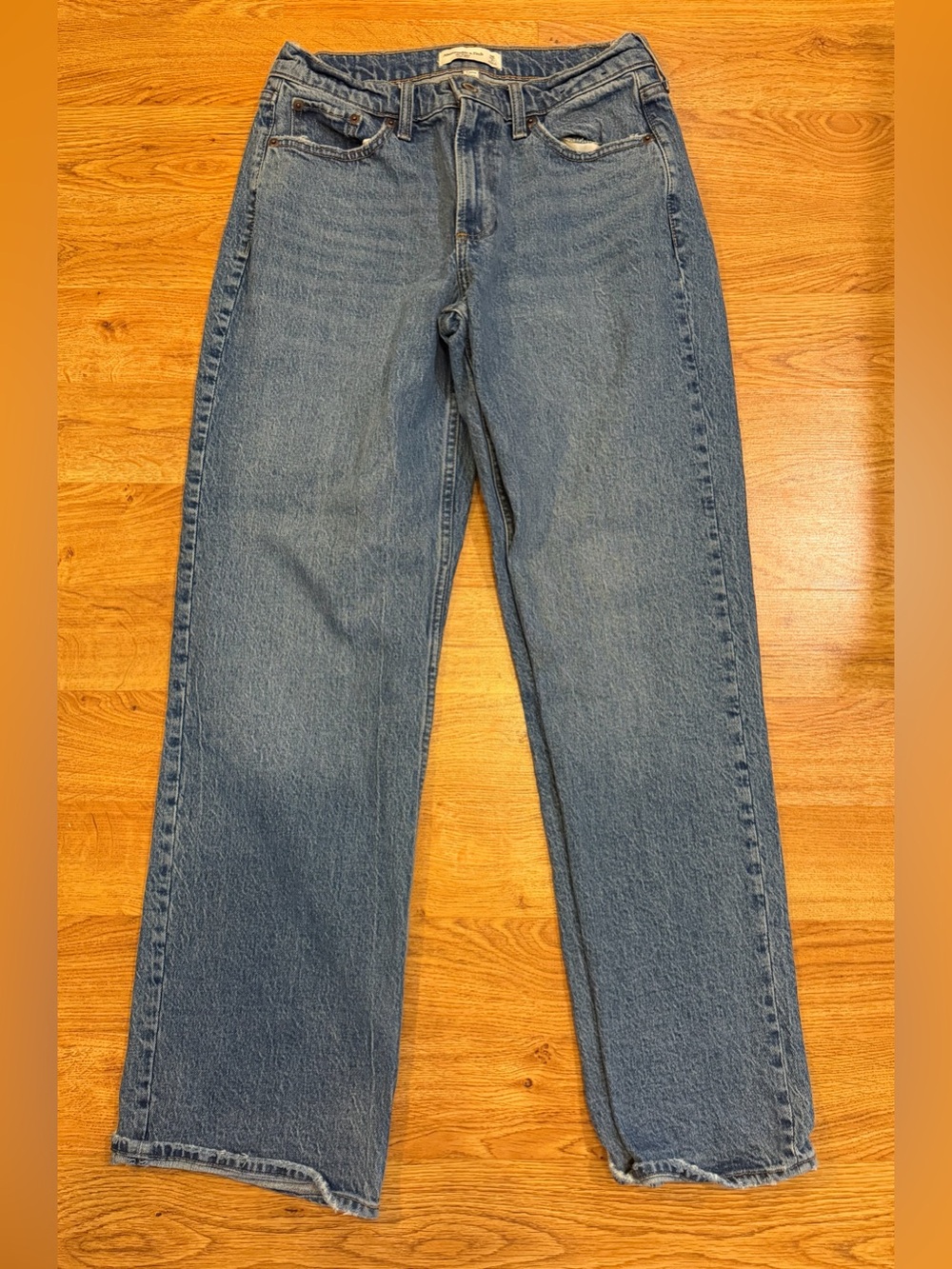 Abercrombie & Fitch Curve Love Low Rise Baggy Jeans